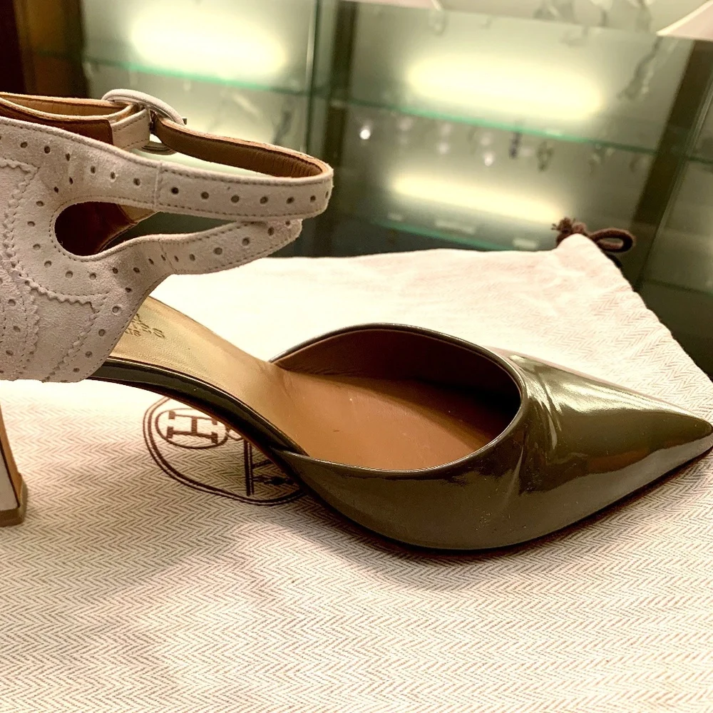 Hermes Classic Bicolour suede & leather broguing heeled pumps EU 39 - Picture 5 of 8